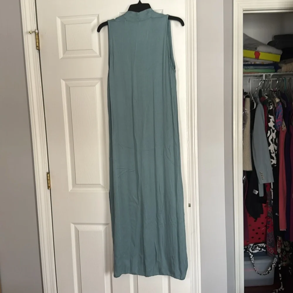 Jade color summer dress - Picture 5 of 9